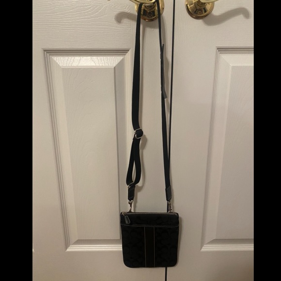 Long Strap Coach Bag - Picture 2 of 6